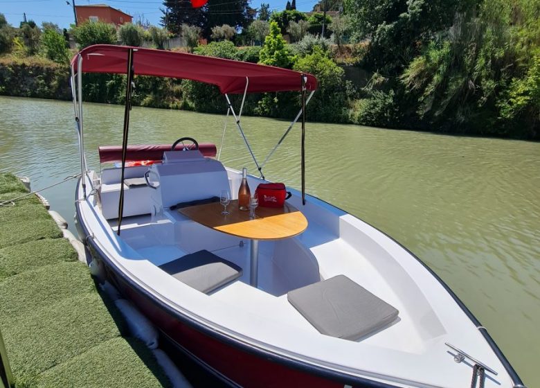 LES PETITS BATEAUX DES 9 ÉCLUSES