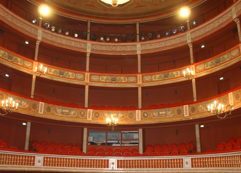 THEATRE MUNICIPAL